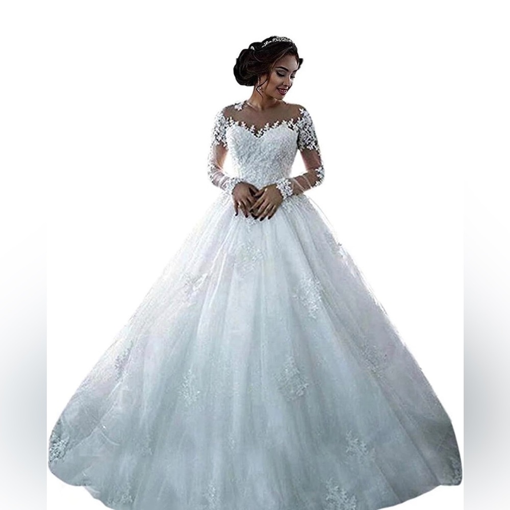 Hi girls I’m selling my wedding dress